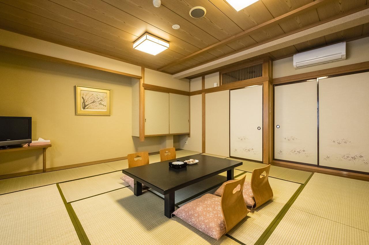 New Tomiyoshi Hotel Atami  Eksteriør billede