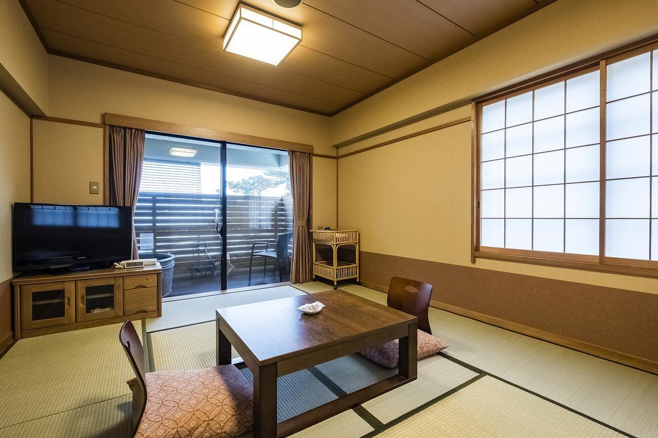 New Tomiyoshi Hotel Atami  Eksteriør billede